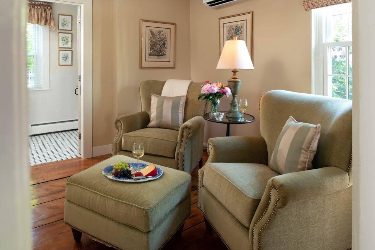 The Inn At Yarmouth Port (Adults Only) Extérieur photo
