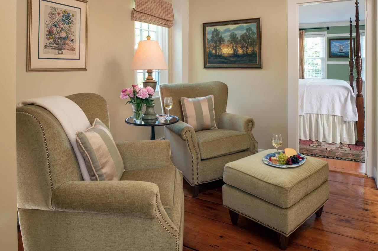 The Inn At Yarmouth Port (Adults Only) Extérieur photo